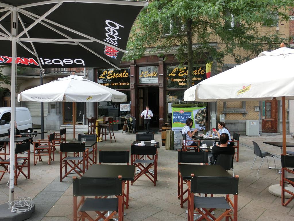 โรงแรมเอวิเอชั่น Saint-Gilles ภายนอก รูปภาพ
