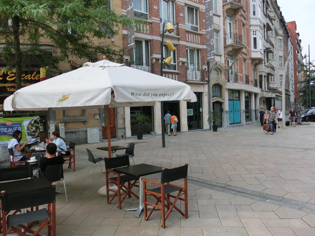 โรงแรมเอวิเอชั่น Saint-Gilles ภายนอก รูปภาพ