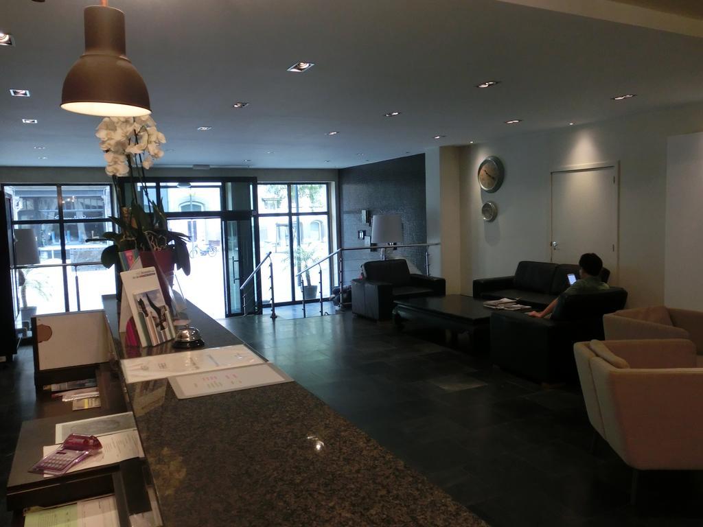โรงแรมเอวิเอชั่น Saint-Gilles ภายนอก รูปภาพ