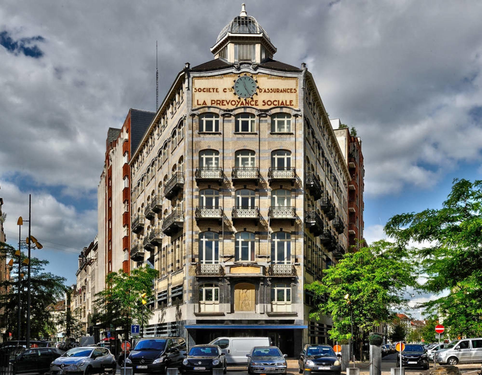 โรงแรมเอวิเอชั่น Saint-Gilles ภายนอก รูปภาพ
